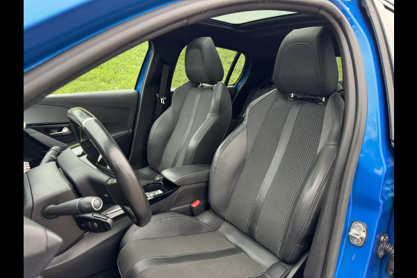 Peugeot 208 1.2 PureTech GT-Line Pano | Stoelverwarming | Apple Carplay | Achteruitrij Camera