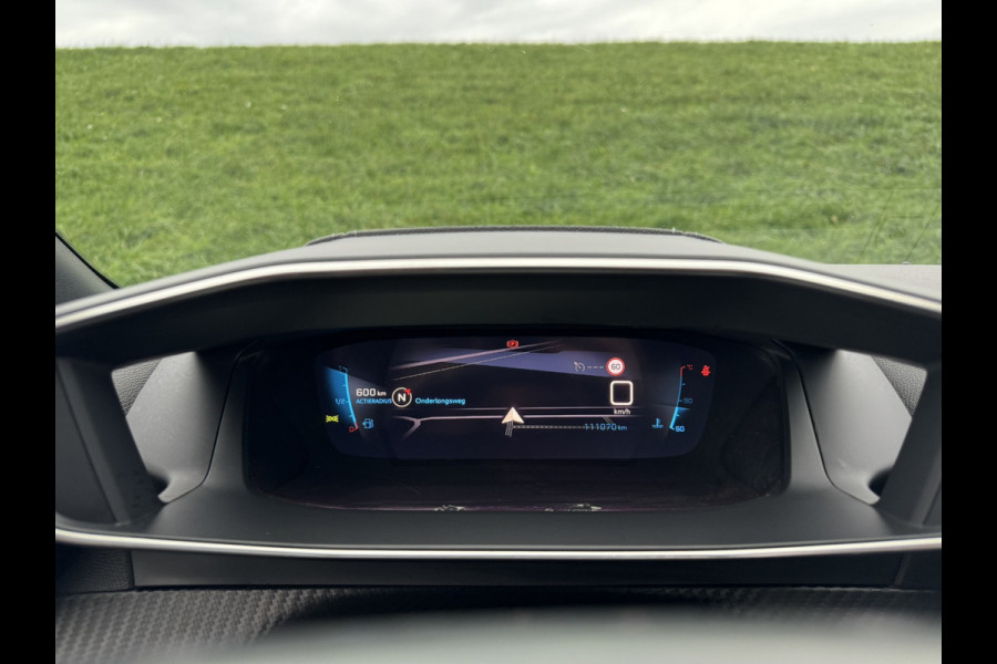 Peugeot 208 1.2 PureTech GT-Line Pano | Stoelverwarming | Apple Carplay | Achteruitrij Camera
