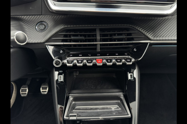 Peugeot 208 1.2 PureTech GT-Line Pano | Stoelverwarming | Apple Carplay | Achteruitrij Camera