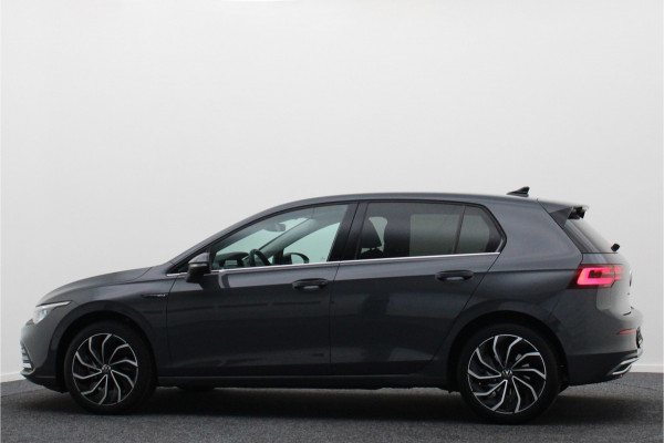 Volkswagen Golf 1.5 eTSI DSG Style Virtual Cockpit, Head-Up, IQ-Light, ACC, Apple Carplay, Sfeerverlichting, 17''