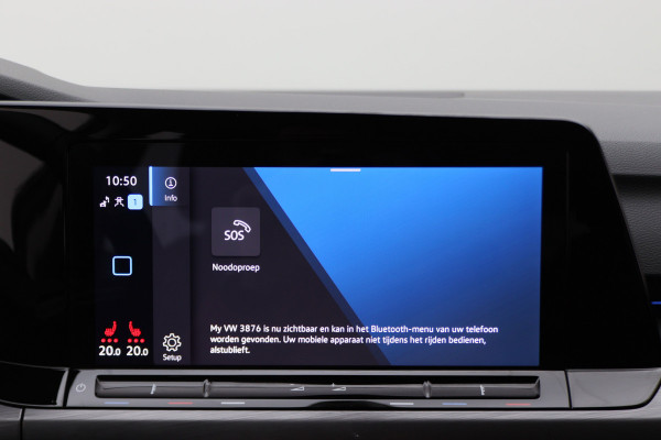 Volkswagen Golf 1.5 eTSI DSG Style Virtual Cockpit, Head-Up, IQ-Light, ACC, Apple Carplay, Sfeerverlichting, 17''