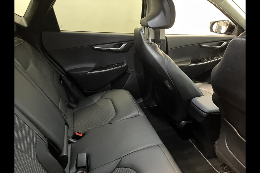 Kia Ev6 Air 58 kWh Airco ECC Navi Carplay Adaptive Cruise Control 19" LM Velgen Full LED PDC VA + Camera