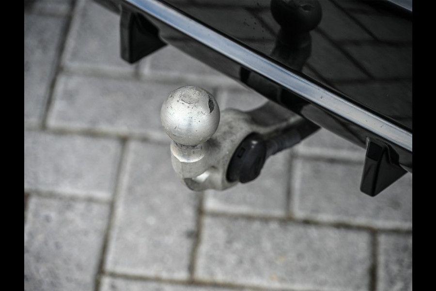 BMW iX1 XDRIVE 30 LAUNCH EDITION 67 kWh | M-SPORT | NL-AUTO | COMFORT ACCESS | PANORAMADAK | 360 CAMERA | HARMAN/KARDON | HEAD-UP | VIRT