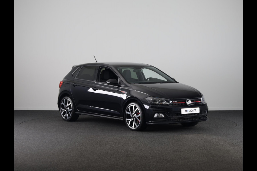 Volkswagen Polo 2.0 TSI GTI 20PK DSG | Digitaal dashboard | Navigatie | Parkeersensoren voor + achter | 18"LM velgen |