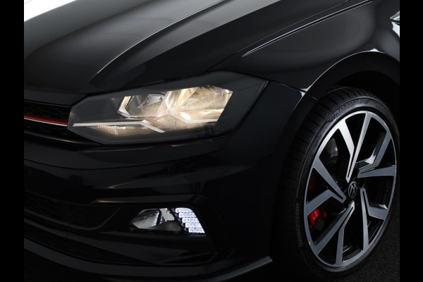 Volkswagen Polo 2.0 TSI GTI 20PK DSG | Digitaal dashboard | Navigatie | Parkeersensoren voor + achter | 18"LM velgen |