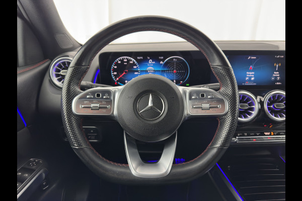 Mercedes-Benz Glb 200 d Premium AMG-Sport-Pack [ VAN ] Aut. *LEATHER-MICROFIBRE | FULL-LED | AMBIENT-LIGHT | WIDE-SCREEN-DIGICOCKPIT | HEATED-SPORTSEATS | KEYLESS | NAVI-FULLMAP | DAB+ | ECC | PDC | CRUISE | 19''ALU*