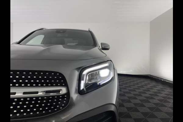 Mercedes-Benz Glb 200 d Premium AMG-Sport-Pack [ VAN ] Aut. *LEATHER-MICROFIBRE | FULL-LED | AMBIENT-LIGHT | WIDE-SCREEN-DIGICOCKPIT | HEATED-SPORTSEATS | KEYLESS | NAVI-FULLMAP | DAB+ | ECC | PDC | CRUISE | 19''ALU*