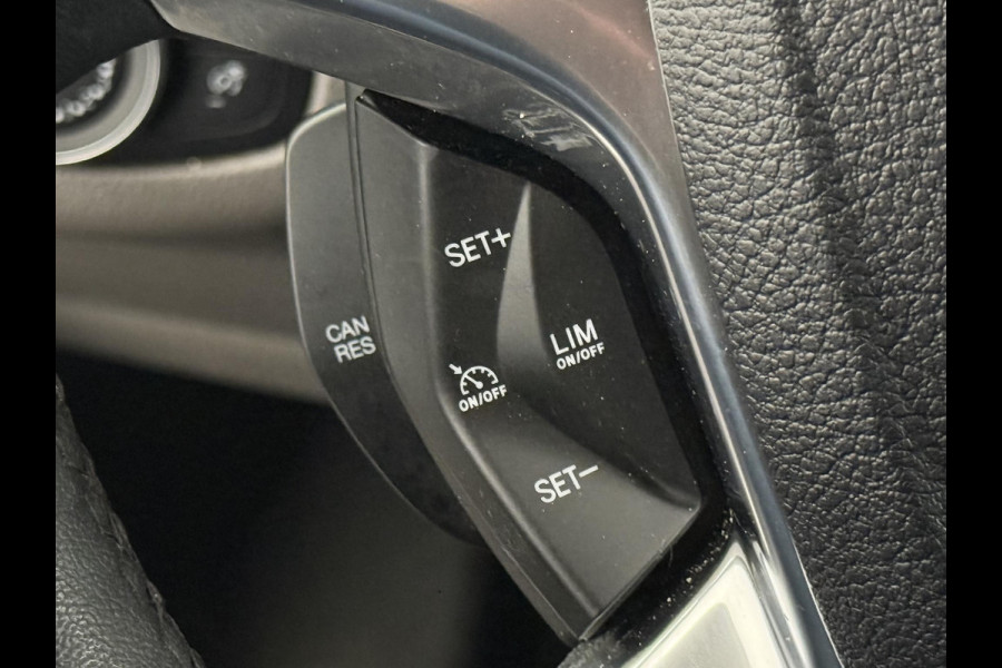 Ford Transit Connect 100pk L2 Trend Automaat Trekhaak Airco Navi Cruise