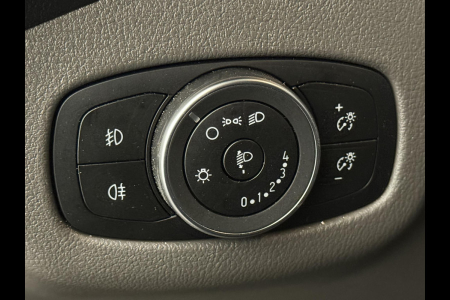 Ford Transit Connect 100pk L2 Trend Automaat Trekhaak Airco Navi Cruise