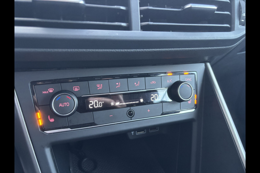 Volkswagen Polo 1.0 TSI Highline Business | Stoelverwarming | Parkeer Sensoren | Navi | Cruise