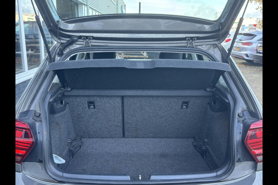 Volkswagen Polo 1.0 TSI Highline Business | Stoelverwarming | Parkeer Sensoren | Navi | Cruise