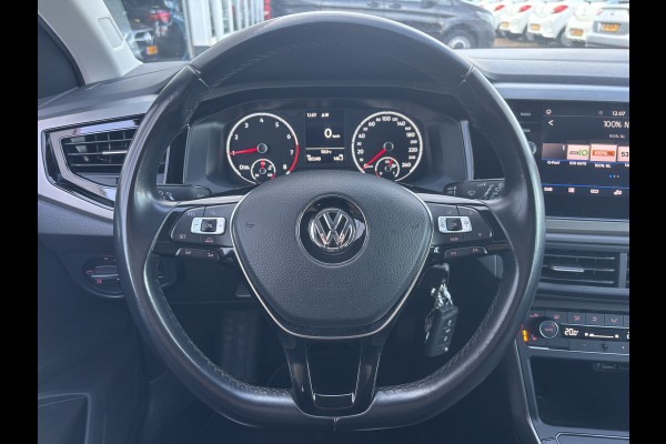Volkswagen Polo 1.0 TSI Highline Business | Stoelverwarming | Parkeer Sensoren | Navi | Cruise