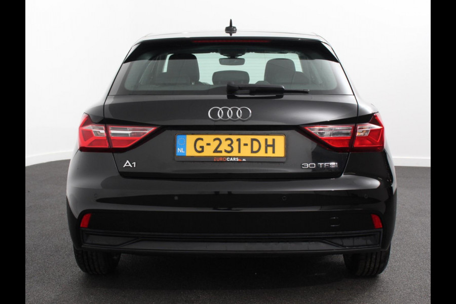 Audi A1 Sportback 30 TFSI 115pk Automaat | Navigatie | Climate Control | Digitale Cockpit | Parkeer sensoren | Bluetooth | Cruise control | Lichtmetalen velgen