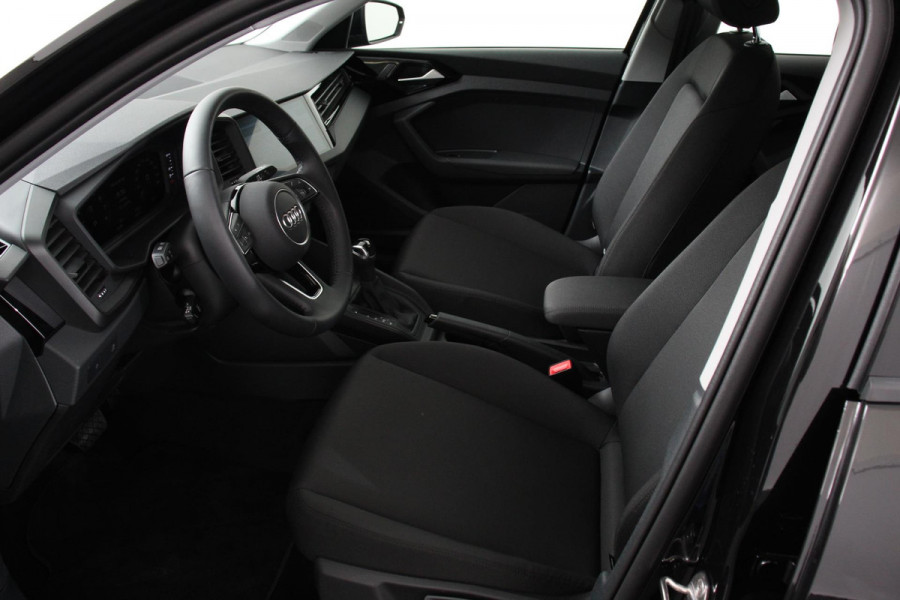 Audi A1 Sportback 30 TFSI 115pk Automaat | Navigatie | Climate Control | Digitale Cockpit | Parkeer sensoren | Bluetooth | Cruise control | Lichtmetalen velgen