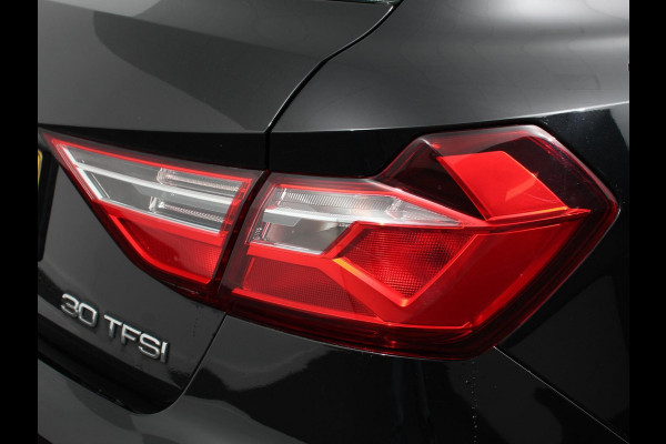 Audi A1 Sportback 30 TFSI 115pk Automaat | Navigatie | Climate Control | Digitale Cockpit | Parkeer sensoren | Bluetooth | Cruise control | Lichtmetalen velgen