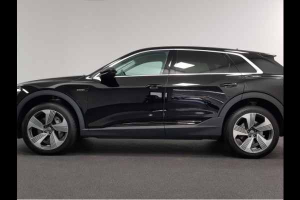 Audi e-tron e-tron 55 quattro | Leder | Navigatie | Trekhaak | Led koplampen | Tour pakket | Virtual cockpit | Cruise control adaptief