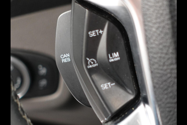 Ford Transit Connect L2 Automaat Trend 3zits Trekhaak Navigatie Parkeersensoren achter Cruise Control Camera DAB+ Airco