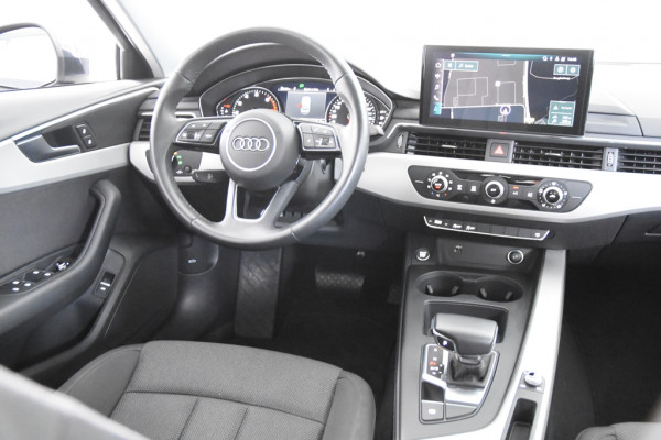 Audi A4 Limousine 35 TFSI S-Tronic *1ste Eigenaar*Navigatie*Trekhaak*PDC*