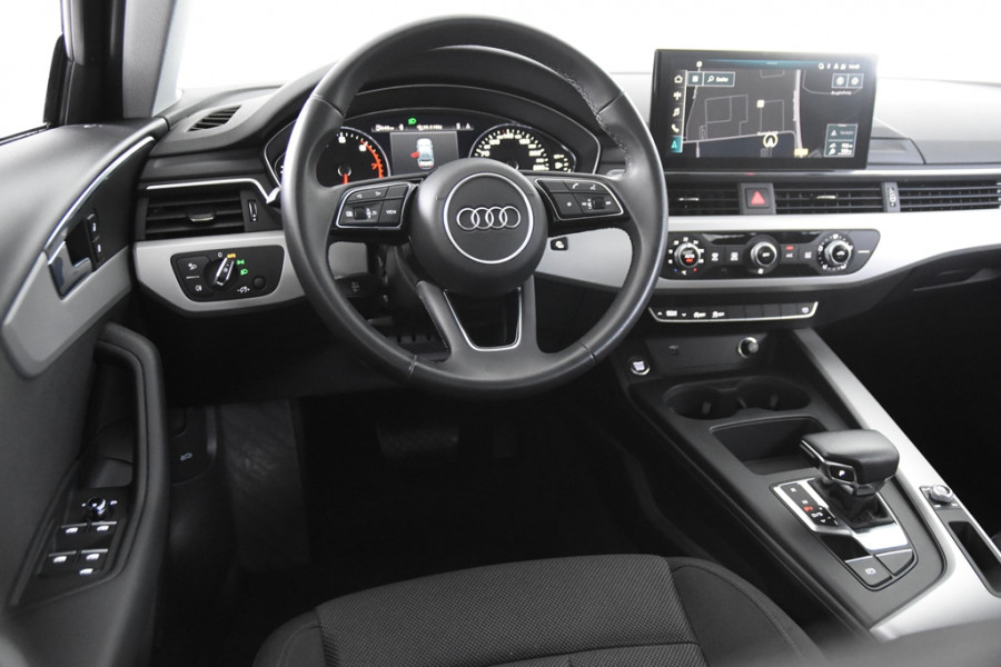 Audi A4 Limousine 35 TFSI S-Tronic *1ste Eigenaar*Navigatie*Trekhaak*PDC*