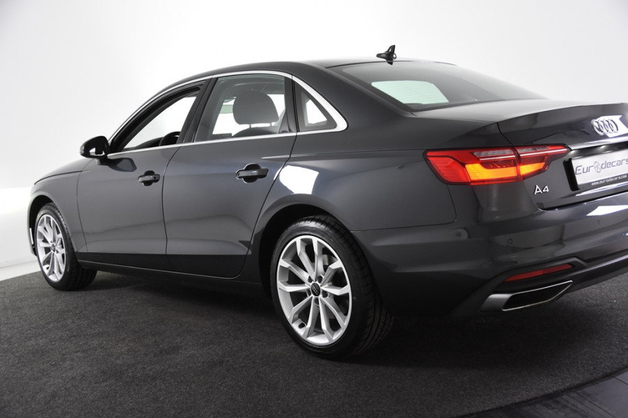 Audi A4 Limousine 35 TFSI S-Tronic *1ste Eigenaar*Navigatie*Trekhaak*PDC*