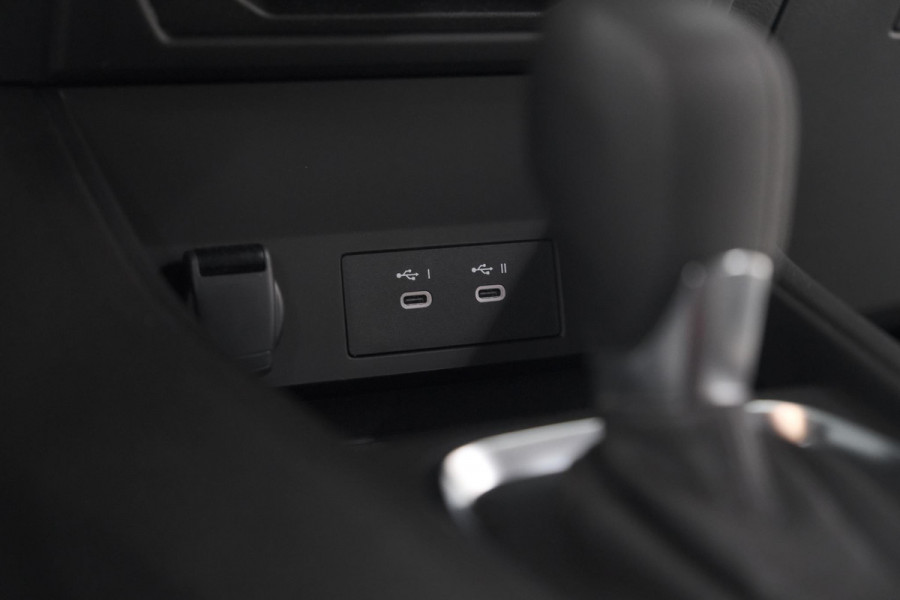 Renault Captur 1.6 E-Tech full hybrid 145 Techno | Nieuw Model | Camera | Apple Carplay | Parkeersensoren