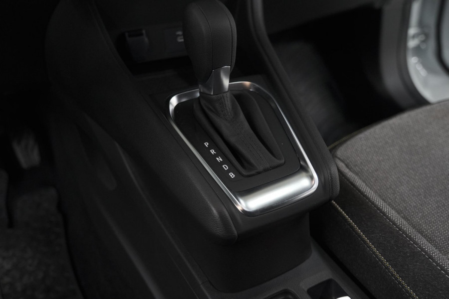 Renault Captur 1.6 E-Tech full hybrid 145 Techno | Nieuw Model | Camera | Apple Carplay | Parkeersensoren