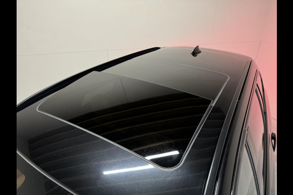 BMW 3 Serie Touring 320i M Sport Pano H/K Leer Camera NAP