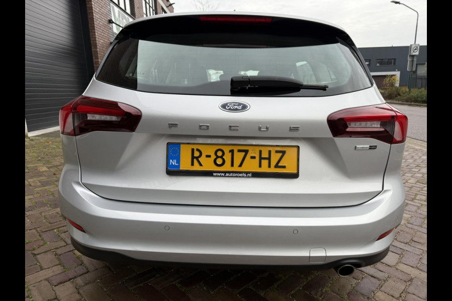 Ford FOCUS Wagon 1.0 EcoBoost Hybrid Titanium / ALL-Season banden / Navigatiesysteem 8 inch Touch- & Swipescreen