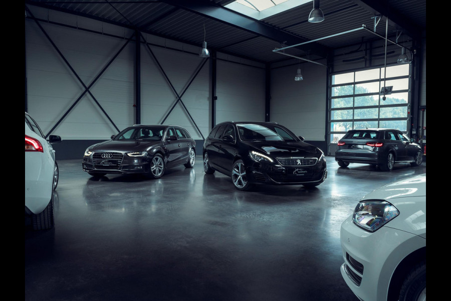 Ford FOCUS Wagon 1.0 EcoBoost Hybrid Titanium / ALL-Season banden / Navigatiesysteem 8 inch Touch- & Swipescreen