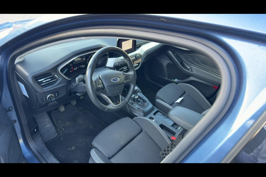 Ford FOCUS Wagon 1.0 EcoBoost Titanium Business Trekhaak | Adaptieve Cruise | Winterpack | Full LED | 17 inch Lichtmetaal | Dealer onderhouden