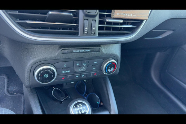 Ford FOCUS Wagon 1.0 EcoBoost Titanium Business Trekhaak | Adaptieve Cruise | Winterpack | Full LED | 17 inch Lichtmetaal | Dealer onderhouden