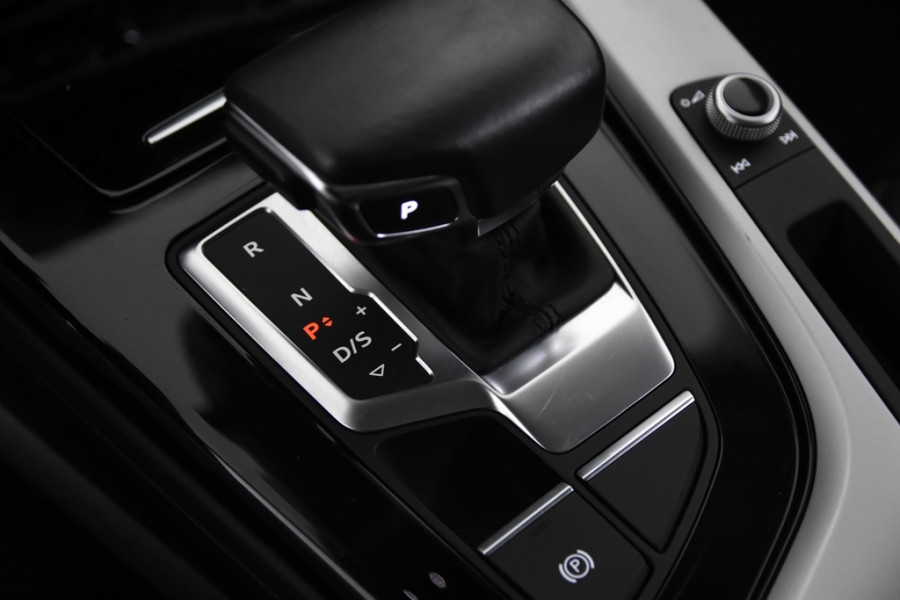 Audi A4 Avant 35 TFSI Advanced Edition *1ste Eigenaar*Leer*Panoramadak*Navigatie*