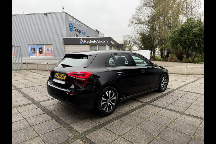 Mercedes-Benz A-Klasse 180 Aut. Business Sol. | Navi | Camera | M-Bux |