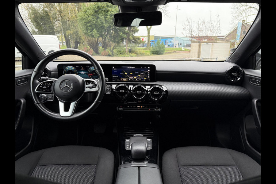 Mercedes-Benz A-Klasse 180 Aut. Business Sol. | Navi | Camera | M-Bux |