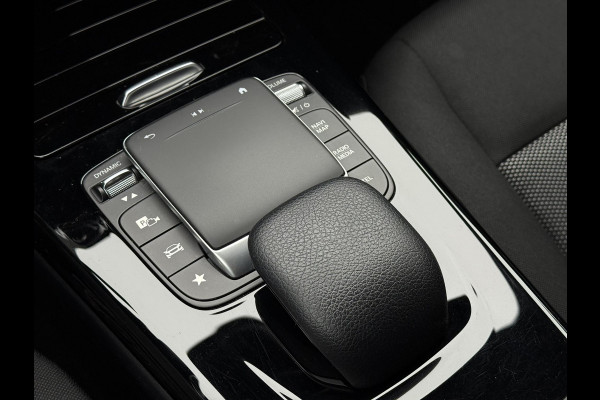 Mercedes-Benz A-Klasse 180 Aut. Business Sol. | Navi | Camera | M-Bux |