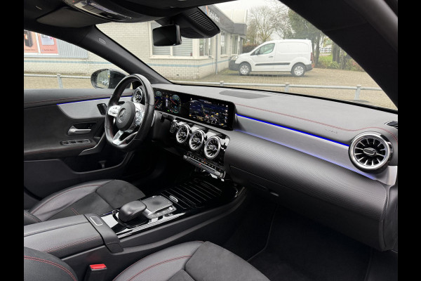 Mercedes-Benz CLA-Klasse Shooting Brake 250e Aut. Business Sol. AMG | Panorama | Burmester | Designo Magno | Sfeer Verlichting |