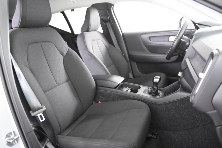 Volvo XC40 1.5 T2 Momentum *1ste Eigenaar*Navigatie*DAB*Parkassist*