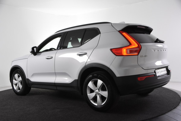 Volvo XC40 1.5 T2 Momentum *1ste Eigenaar*Navigatie*DAB*Parkassist*