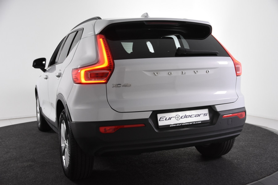 Volvo XC40 1.5 T2 Momentum *1ste Eigenaar*Navigatie*DAB*Parkassist*
