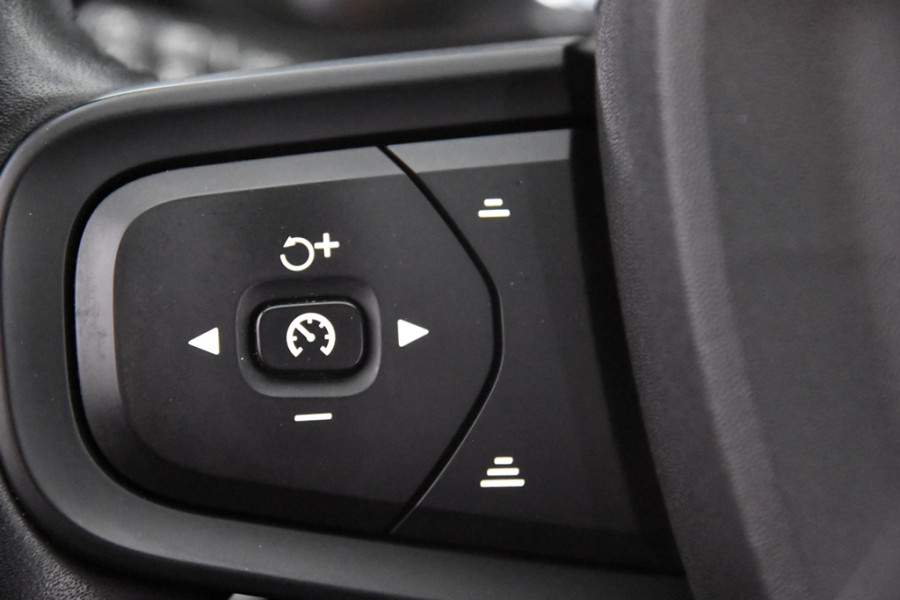 Volvo XC40 1.5 T2 Momentum *1ste Eigenaar*Navigatie*DAB*Parkassist*