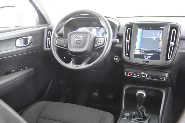 Volvo XC40 1.5 T2 Momentum *1ste Eigenaar*Navigatie*DAB*Parkassist*