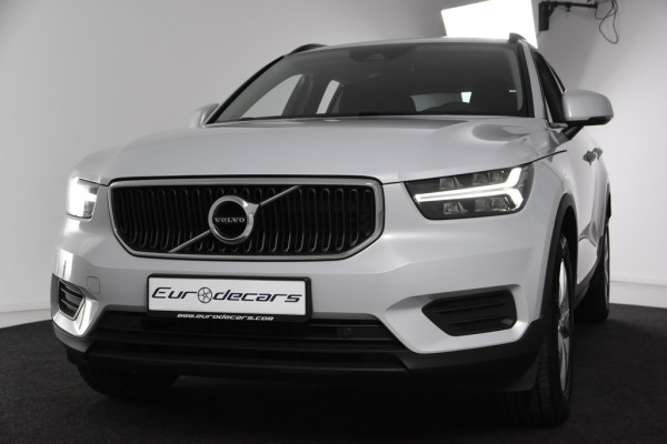 Volvo XC40 1.5 T2 Momentum *1ste Eigenaar*Navigatie*DAB*Parkassist*