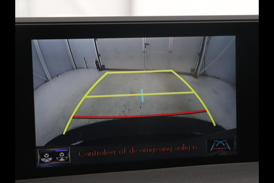 Lexus UX 300e Business 54 kWh | 1e eigenaar | Adaptive cruise | Carplay | Camera | Navigatie | Full LED | Elektrische stoelen | Climate control | Bluetooth