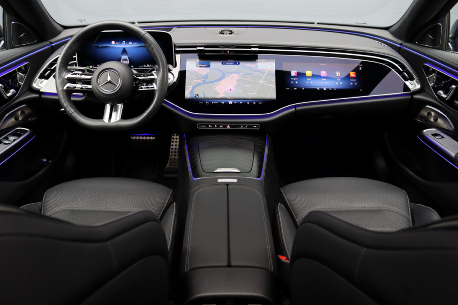 Mercedes-Benz E-Klasse 300 e AMG Line | Hyperscreen | Airmatic | Achterasbesturing | Distronic+ | Stoelventilatie | Memory | Burmester | HUD | Digital Light | Surround Camera | Verwarmd Stuurwiel |