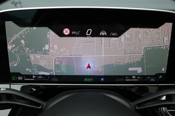 Mercedes-Benz E-Klasse 300 e AMG Line | Hyperscreen | Airmatic | Achterasbesturing | Distronic+ | Stoelventilatie | Memory | Burmester | HUD | Digital Light | Surround Camera | Verwarmd Stuurwiel |