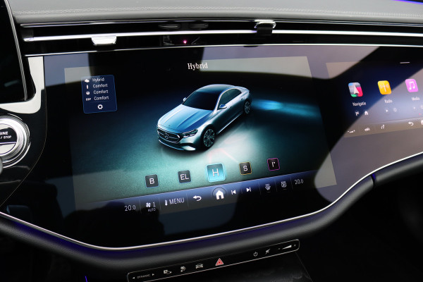 Mercedes-Benz E-Klasse 300 e AMG Line | Hyperscreen | Airmatic | Achterasbesturing | Distronic+ | Stoelventilatie | Memory | Burmester | HUD | Digital Light | Surround Camera | Verwarmd Stuurwiel |