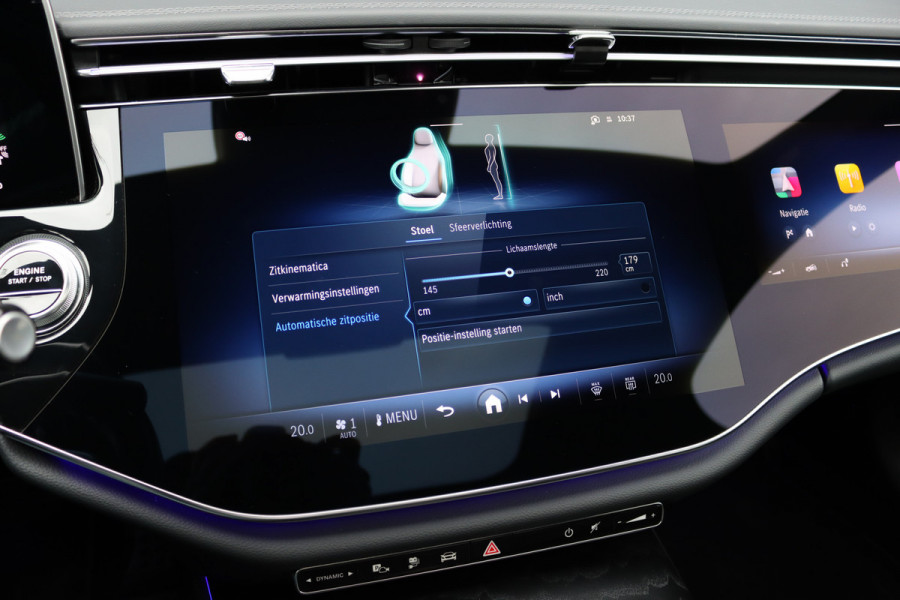 Mercedes-Benz E-Klasse 300 e AMG Line | Hyperscreen | Airmatic | Achterasbesturing | Distronic+ | Stoelventilatie | Memory | Burmester | HUD | Digital Light | Surround Camera | Verwarmd Stuurwiel |