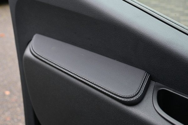 Mercedes-Benz Sprinter 319 CDI 4x4 L2H2 Pro Draaistoelen, Distronic, LED, Electrische schuifdeur