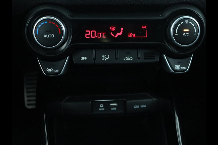 Kia Stonic 1.0 T-GDi ExecutiveLine | Leder | Stoel & stuurverwarming | Carplay | Camera | Keyless | Navigatie | Climate control | Cruise control
