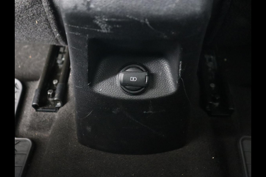 Kia Stonic 1.0 T-GDi ExecutiveLine | Leder | Stoel & stuurverwarming | Carplay | Camera | Keyless | Navigatie | Climate control | Cruise control